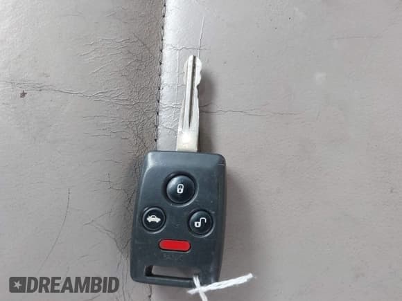 ✅ 2008 Subaru Legacy Limited • VIN: 4S3BL626687209413 • Lot: 43778540. Wystawiony na IAAI z przebiegiem 158 919 mil. Bezpłatny archiwum sprzedaży aukcyjnych z USA i szczegółowy raport historii pojazdu na DreamBid. Zdjęcie 11.