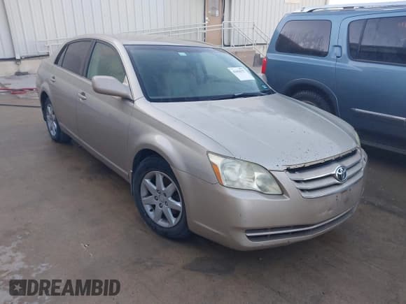 ✅ 2006 Toyota Avalon XLS • VIN: 4T1BK36B36U127514 • Lot: 43658327. Listed on IAAI with 296,223 mi. Free auction sales archive from the USA and detailed vehicle history report at DreamBid. Image 1.