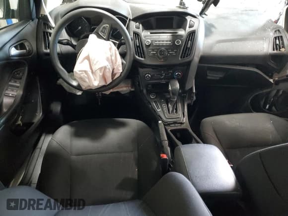 ✅ 2017 Ford Focus SE • VIN: 1FADP3F21HL304929 • Lot: 89460565. Wystawiony na Copart z przebiegiem Nie podano. Bezpłatny archiwum sprzedaży aukcyjnych z USA i szczegółowy raport historii pojazdu na DreamBid. Zdjęcie 8.