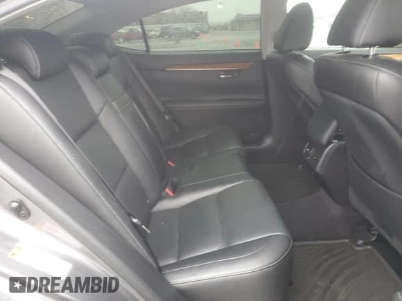 ✅ 2015 Lexus ES 300h • VIN: JTHBW1GG6F2094655 • Lot: 89658315. Wystawiony na Copart z przebiegiem 63 025 mil. Bezpłatny archiwum sprzedaży aukcyjnych z USA i szczegółowy raport historii pojazdu na DreamBid. Zdjęcie 10.