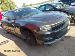 ✅ 2017 Dodge Charger SXT • VIN: 2C3CDXHG8HH572327 • Lot: 43126104. Wystawiony na IAAI z przebiegiem 139 951 mil. Bezpłatny archiwum sprzedaży aukcyjnych z USA i szczegółowy raport historii pojazdu na DreamBid. Zdjęcie 1.