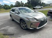 ✅ 2019 Lexus RX 350L Premium • VIN: JTJDZKCA8K2015132 • Lot: 85845035. Wystawiony na Copart z przebiegiem 98 924 mil. Bezpłatny archiwum sprzedaży aukcyjnych z USA i szczegółowy raport historii pojazdu na DreamBid. Zdjęcie 1.