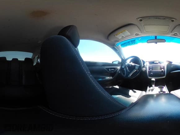 ✅ 2017 Nissan Altima SR • VIN: 1N4AL3AP5HN362449 • Lot: 43101501. Listed on IAAI with 217,615 mi. Free auction sales archive from the USA and detailed vehicle history report at DreamBid. Image 19.