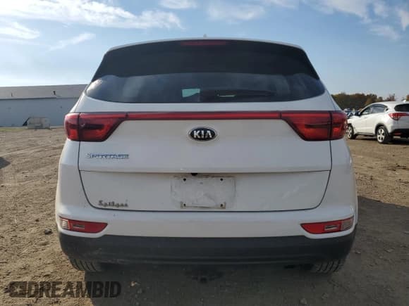 ✅ 2019 Kia Sportage LX • VIN: KNDPMCAC6K7575355 • Lot: 91206935. Wystawiony na Copart z przebiegiem 70 411 mil. Bezpłatny archiwum sprzedaży aukcyjnych z USA i szczegółowy raport historii pojazdu na DreamBid. Zdjęcie 6.