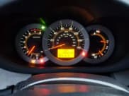 ✅ 2010 Toyota RAV4 • VIN: 2T3ZF4DV7AW050751 • Lot: 93370695. Listed on Copart with 265,340 mi. Free auction sales archive from the USA and detailed vehicle history report at DreamBid. Image 9.