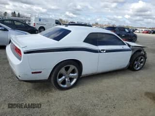 ✅ 2013 Dodge Challenger Rallye Redline • VIN: 2C3CDYAG4DH649821 • Lot: 47856955. Wystawiony na Copart z przebiegiem 155 523 mil. Bezpłatny archiwum sprzedaży aukcyjnych z USA i szczegółowy raport historii pojazdu na DreamBid. Zdjęcie 3.