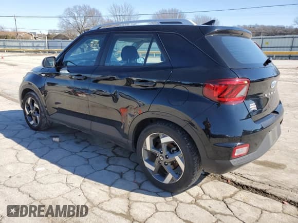 ✅ 2022 Hyundai Venue SEL • VIN: KMHRC8A37NU177811 • Lot: 43708975. Wystawiony na Copart z przebiegiem 52 895 mil. Bezpłatny archiwum sprzedaży aukcyjnych z USA i szczegółowy raport historii pojazdu na DreamBid. Zdjęcie 2.