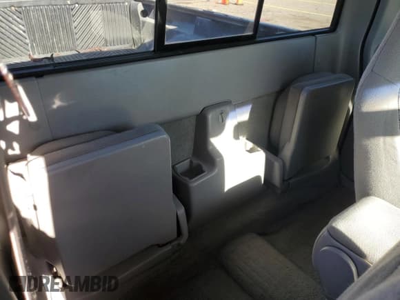 ✅ 1998 Ford Ranger XL • VIN: 1FTYR14U6WTA73442 • Лот: 92579075. Опубликован ранее на Copart с пробегом 97 903 миль. Бесплатный доступ к архиву аукционных продаж из США и подробный отчёт об истории автомобиля на DreamBid. Изображение 10.