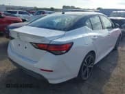 ✅ 2020 Nissan Sentra SR • VIN: 3N1AB8DV0LY303571 • Lot: 43002024. Wystawiony na IAAI z przebiegiem 34 495 mil. Bezpłatny archiwum sprzedaży aukcyjnych z USA i szczegółowy raport historii pojazdu na DreamBid. Zdjęcie 4.