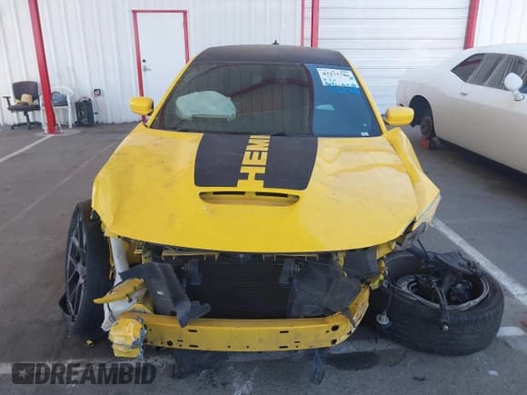 ✅ 2017 Dodge Charger R/T • VIN: 2C3CDXCT9HH528857 • Lot: 43277786. Listed on IAAI with 98,353 mi. Free auction sales archive from the USA and detailed vehicle history report at DreamBid. Image 13.