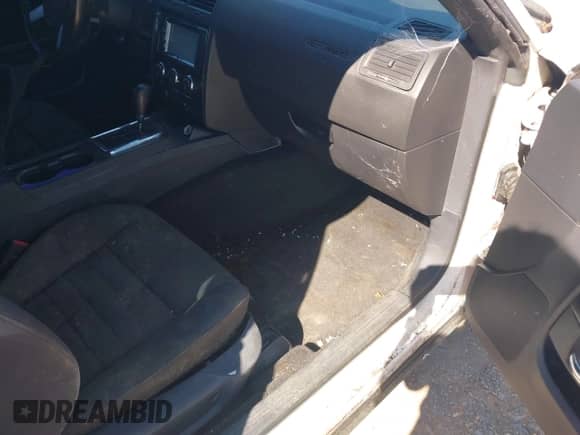 2009 Dodge Challenger R/T с VIN 2B3LJ54T59H509765, выставлен на аукционе IAAI как лот 43444271 с пробегом 157 706 миль миль и . История ставок и продаж доступна на DreamBid. Изображение 5.