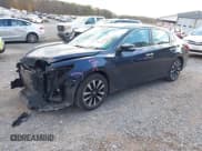 ✅ 2018 Nissan Altima S • VIN: 1N4AL3AP2JC166342 • Лот: 43585540. Опубликован ранее на IAAI с пробегом 122 450 миль. Бесплатный доступ к архиву аукционных продаж из США и подробный отчёт об истории автомобиля на DreamBid. Изображение 2.