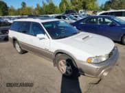 ✅ 1999 Subaru Legacy Outback • VIN: 4S3BG6857X7649500 • Лот: 85316125. Опубликован ранее на Copart с пробегом 76 239 миль. Бесплатный доступ к архиву аукционных продаж из США и подробный отчёт об истории автомобиля на DreamBid. Изображение 4.