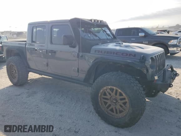 ✅ 2022 Jeep Gladiator Rubicon • VIN: 1C6JJTBG8NL143918 • Lot: 85904475. Wystawiony na Copart z przebiegiem 61 351 mil. Bezpłatny archiwum sprzedaży aukcyjnych z USA i szczegółowy raport historii pojazdu na DreamBid. Zdjęcie 4.