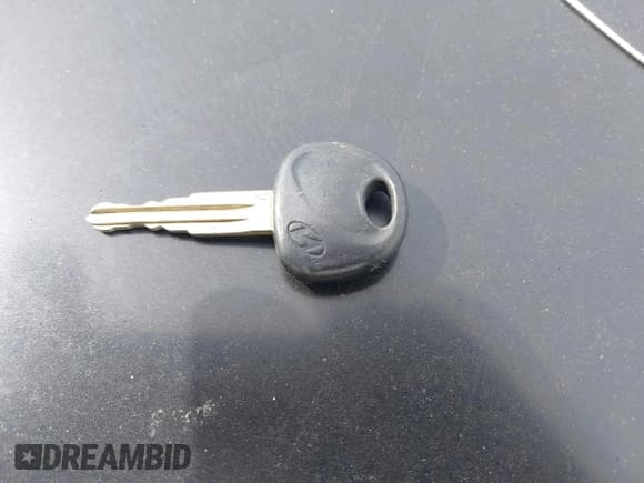 ✅ 2010 Hyundai Accent GLS • VIN: KMHCN4ACXAU516063 • Лот: 41631060. Опубликован ранее на IAAI с пробегом 96 944 миль. Бесплатный доступ к архиву аукционных продаж из США и подробный отчёт об истории автомобиля на DreamBid. Изображение 11.