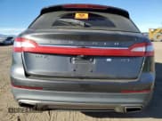 ✅ 2018 Lincoln MKX Select • VIN: 2LMPJ6KP8JBL40800 • Lot: 83693064. Listed on Copart with 78,397 mi. Free auction sales archive from the USA and detailed vehicle history report at DreamBid. Image 6.