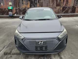 2018 Hyundai Ioniq SEL с VIN KMHC75LC7JU060648, выставлен на аукционе Copart как лот 76534274 с пробегом 87 098 миль миль и Списание • Salvage title. История ставок и продаж доступна на DreamBid. Изображение 5.