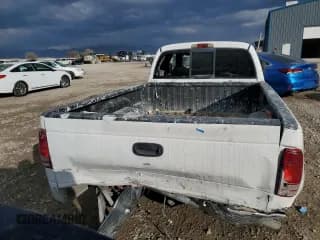 ✅ 1997 Dodge Dakota • VIN: 1B7GL23Y6VS241737 • Lot: 80543504. Wystawiony na Copart z przebiegiem 196 239 mil. Bezpłatny archiwum sprzedaży aukcyjnych z USA i szczegółowy raport historii pojazdu na DreamBid. Zdjęcie 6.