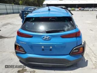 ✅ 2021 Hyundai Kona SE • VIN: KM8K12AA7MU638832 • Лот: 61530124. Опубликован ранее на Copart с пробегом Не указан. Бесплатный доступ к архиву аукционных продаж из США и подробный отчёт об истории автомобиля на DreamBid. Изображение 6.
