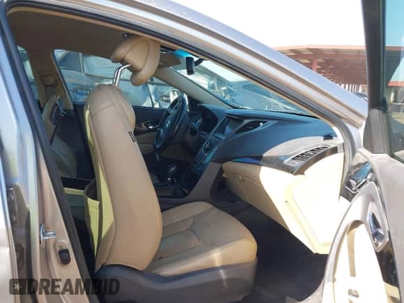 ✅ 2012 Hyundai Azera • VIN: KMHFG4JG2CA169486 • Lot: 41719929. Wystawiony na IAAI z przebiegiem 166 496 mil mil. Skorzystaj z bezpłatnego archiwum sprzedaży aukcyjnych z USA i zobacz szczegółowy raport historii pojazdu na DreamBid. Zdjęcie 5.