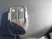 ✅ 2019 Chevrolet Silverado 1500 RST • VIN: 1GCUYEED4KZ113855 • Lot: 42568253. Wystawiony na IAAI z przebiegiem 173 168 mil. Bezpłatny archiwum sprzedaży aukcyjnych z USA i szczegółowy raport historii pojazdu na DreamBid. Zdjęcie 11.