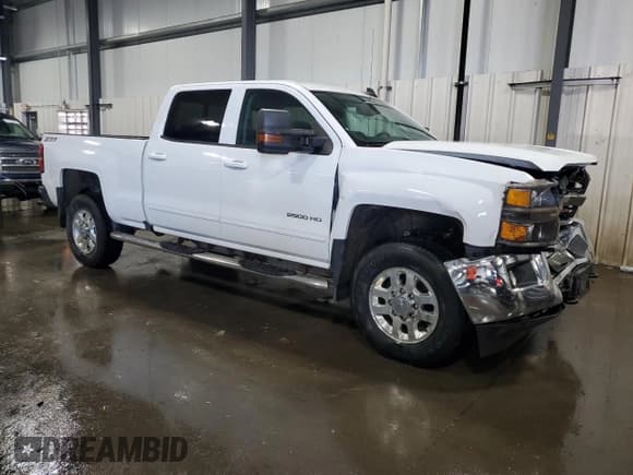 ✅ 2015 Chevrolet Silverado 2500HD LT • VIN: 1GC1KVEG1FF608567 • Лот: 83849915. Опубликован ранее на Copart с пробегом 117 070 миль. Бесплатный доступ к архиву аукционных продаж из США и подробный отчёт об истории автомобиля на DreamBid. Изображение 4.