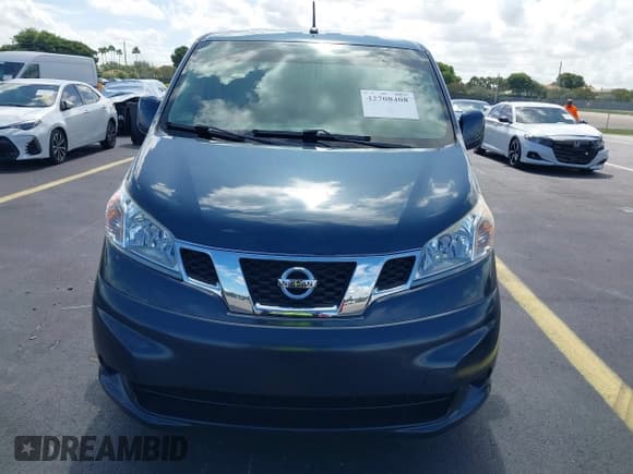 ✅ 2018 Nissan NV200 SV • VIN: 3N6CM0KN0JK690074 • Lot: 42708408. Listed on IAAI with 95,093 mi. Free auction sales archive from the USA and detailed vehicle history report at DreamBid. Image 12.