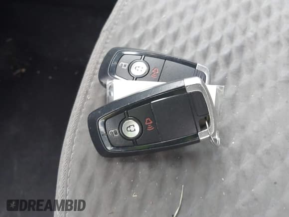 ✅ 2021 Ford Escape SE Hybrid • VIN: 1FMCU9BZ7MUA69960 • Lot: 43728835. Wystawiony na IAAI z przebiegiem 176 907 mil. Bezpłatny archiwum sprzedaży aukcyjnych z USA i szczegółowy raport historii pojazdu na DreamBid. Zdjęcie 11.