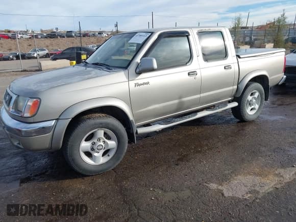 ✅ 2000 Nissan Frontier XE • VIN: 1N6ED27T6YC397078 • Lot: 43785113. Listed on IAAI with 172,681 mi. Free auction sales archive from the USA and detailed vehicle history report at DreamBid. Image 2.