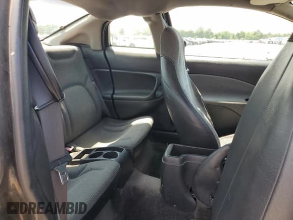 ✅ 2002 Saturn SC • VIN: 1G8ZP12802Z160061 • Лот: 63977825. Опубликован ранее на Copart с пробегом 189 237 миль. Бесплатный доступ к архиву аукционных продаж из США и подробный отчёт об истории автомобиля на DreamBid. Изображение 10.