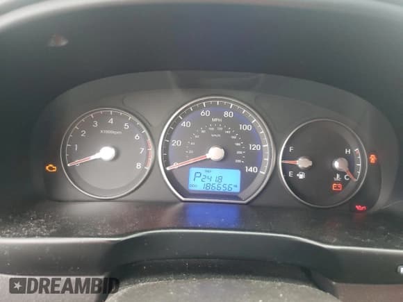 ✅ 2012 Hyundai Santa Fe GLS • VIN: 5XYZG3AB7CG124818 • Lot: 79463594. Listed on Copart with 186,656 mi. Free auction sales archive from the USA and detailed vehicle history report at DreamBid. Image 9.