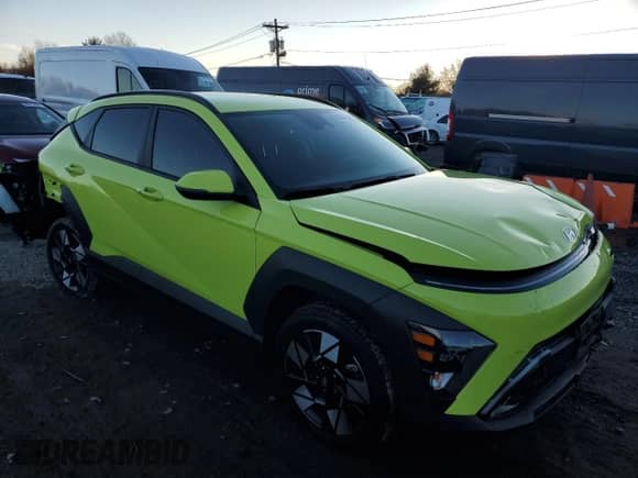 2024 Hyundai Kona SEL with VIN KM8HBCAB9RU116393, listed as a Copart auction lot 82547634 with 17,381 mi miles and Salvage title. Bid and sale history available at DreamBid. Image 4.