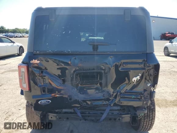 ✅ 2023 Ford Bronco • VIN: 1FMEE5DP8PLB53774 • Lot: 58173005. Wystawiony na Copart z przebiegiem 42 582 mil. Bezpłatny archiwum sprzedaży aukcyjnych z USA i szczegółowy raport historii pojazdu na DreamBid. Zdjęcie 6.