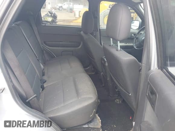 ✅ 2012 Ford Escape XLT • VIN: 1FMCU9DG0CKB75754 • Lot: 43322556. Wystawiony na IAAI z przebiegiem 162 808 mil. Bezpłatny archiwum sprzedaży aukcyjnych z USA i szczegółowy raport historii pojazdu na DreamBid. Zdjęcie 8.