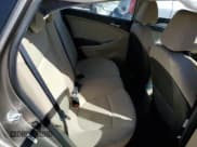 ✅ 2014 Hyundai Accent GLS • VIN: KMHCT4AE1EU654149 • Lot: 57675315. Wystawiony na Copart z przebiegiem 90 586 mil. Bezpłatny archiwum sprzedaży aukcyjnych z USA i szczegółowy raport historii pojazdu na DreamBid. Zdjęcie 10.