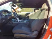 ✅ 2020 Dodge Challenger R/T • VIN: 2C3CDZBT9LH205740 • Lot: 38737874. Wystawiony na Copart z przebiegiem 11 258 mil. Bezpłatny archiwum sprzedaży aukcyjnych z USA i szczegółowy raport historii pojazdu na DreamBid. Zdjęcie 7.