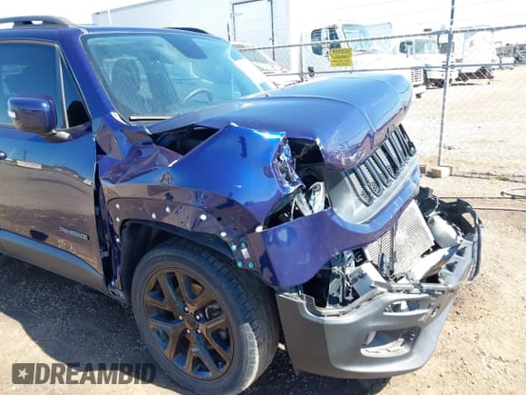 ✅ 2018 Jeep Renegade Latitude • VIN: ZACCJABB8JPH93171 • Lot: 43616479. Listed on IAAI with 60,529 mi. Free auction sales archive from the USA and detailed vehicle history report at DreamBid. Image 18.