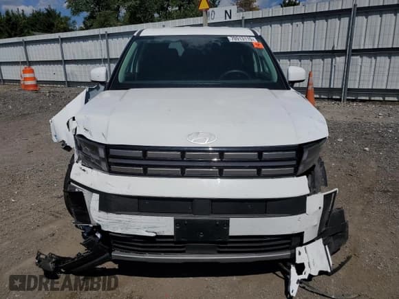 ✅ 2024 Hyundai Santa Fe SE • VIN: 5NMP1DGLXRH014990 • Lot: 70913115. Wystawiony na Copart z przebiegiem Nie podano. Bezpłatny archiwum sprzedaży aukcyjnych z USA i szczegółowy raport historii pojazdu na DreamBid. Zdjęcie 5.