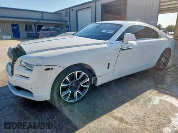 ✅ 2017 Rolls-Royce Wraith • VIN: SCA665C58HUX86719 • Lot: 71880585. Wystawiony na Copart z przebiegiem 32 170 mil. Bezpłatny archiwum sprzedaży aukcyjnych z USA i szczegółowy raport historii pojazdu na DreamBid. Zdjęcie 1.