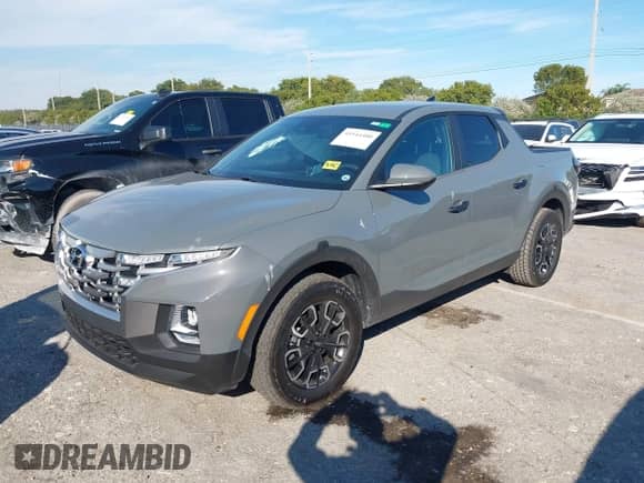 2022 Hyundai Santa Cruz SE with VIN 5NTJA4AE1NH008896, listed as a IAAI auction lot 41444400 with 23,547 mi miles and . Bid and sale history available at DreamBid. Image 2.