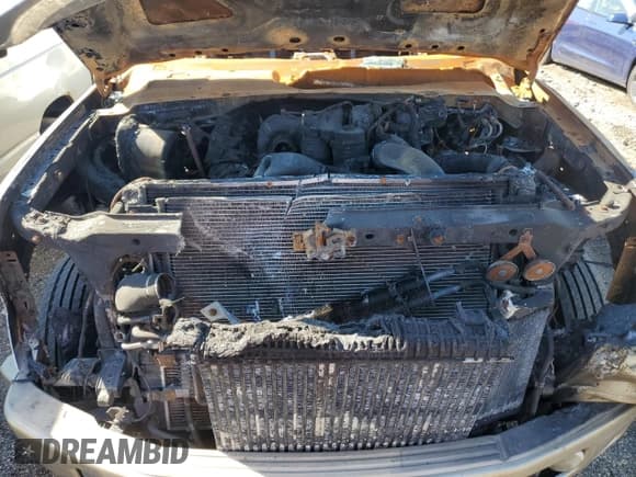 ✅ 2008 Ford F-450 XL • VIN: 1FTXW43R68EA72592 • Lot: 47176354. Wystawiony na Copart z przebiegiem Nie podano. Bezpłatny archiwum sprzedaży aukcyjnych z USA i szczegółowy raport historii pojazdu na DreamBid. Zdjęcie 11.