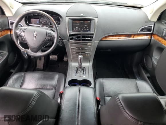 ✅ 2013 Lincoln MKT EcoBoost • VIN: 2LMHJ5AT6DBL58570 • Lot: 74689904. Wystawiony na Copart z przebiegiem 179 522 mil. Bezpłatny archiwum sprzedaży aukcyjnych z USA i szczegółowy raport historii pojazdu na DreamBid. Zdjęcie 8.