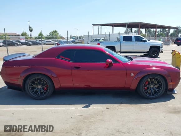 ✅ 2020 Dodge Challenger SRT Hellcat Widebody • VIN: 2C3CDZC98LH117507 • Lot: 42474496. Wystawiony na IAAI z przebiegiem 27 566 mil. Bezpłatny archiwum sprzedaży aukcyjnych z USA i szczegółowy raport historii pojazdu na DreamBid. Zdjęcie 14.