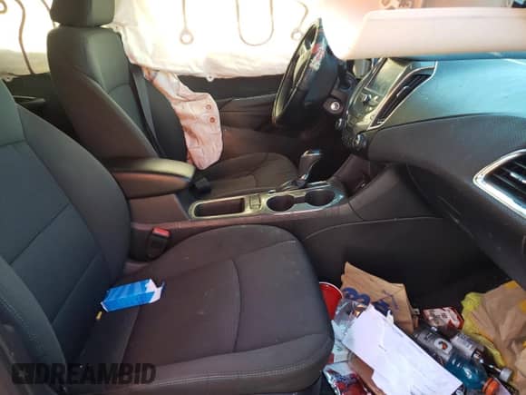 ✅ 2016 Chevrolet Cruze LT • VIN: 1G1BE5SMXG7306091 • Лот: 66806822. Размещён на Copart с пробегом Не указан миль. Получите бесплатный доступ к архиву аукционных продаж из США и посмотрите подробный отчёт об истории автомобиля на DreamBid. Изображение 5.