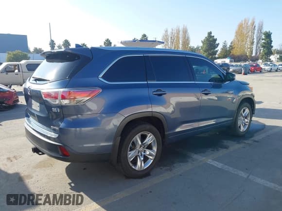 ✅ 2014 Toyota Highlander Limited • VIN: 5TDDCRFH3ES004543 • Лот: 43785879. Опубликован ранее на IAAI с пробегом 169 510 миль. Бесплатный доступ к архиву аукционных продаж из США и подробный отчёт об истории автомобиля на DreamBid. Изображение 4.