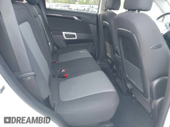 ✅ 2014 Chevrolet Captiva Sport LS • VIN: 3GNAL2EK0ES603331 • Lot: 42061441. Wystawiony na IAAI z przebiegiem 128 041 mil. Bezpłatny archiwum sprzedaży aukcyjnych z USA i szczegółowy raport historii pojazdu na DreamBid. Zdjęcie 8.