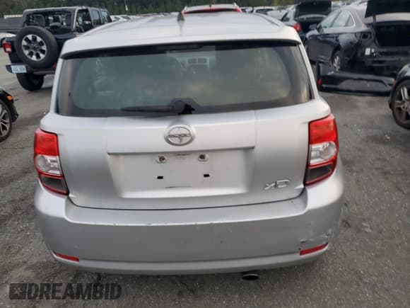 ✅ 2011 Scion xD • VIN: JTKKU4B40B1015284 • Lot: 84218135. Wystawiony na Copart z przebiegiem 345 959 mil. Bezpłatny archiwum sprzedaży aukcyjnych z USA i szczegółowy raport historii pojazdu na DreamBid. Zdjęcie 6.