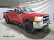 2009 Chevrolet Silverado 3500HD SRW Work Truck с VIN 1GCHK74609E133412, выставлен на аукционе Copart как лот 69306035 с пробегом 153 143 миль миль и Списание • Salvage title. История ставок и продаж доступна на DreamBid. Изображение 4.