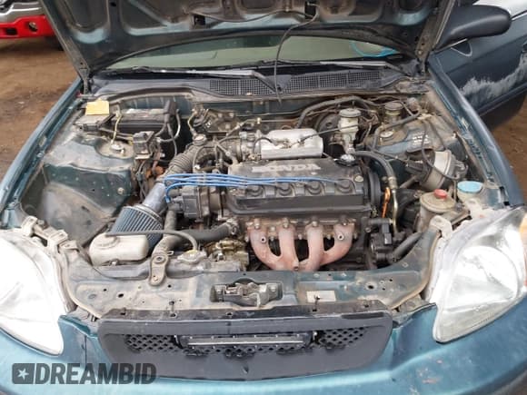 ✅ 1998 Honda Civic EX • VIN: 2HGEJ8548WH591052 • Lot: 43714933. Listed on IAAI with 195,077 mi. Free auction sales archive from the USA and detailed vehicle history report at DreamBid. Image 10.