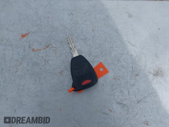 ✅ 2017 Jeep Patriot Latitude • VIN: 1C4NJRFB6HD111124 • Лот: 42649375. Опубликован ранее на IAAI с пробегом 79 852 миль. Бесплатный доступ к архиву аукционных продаж из США и подробный отчёт об истории автомобиля на DreamBid. Изображение 11.